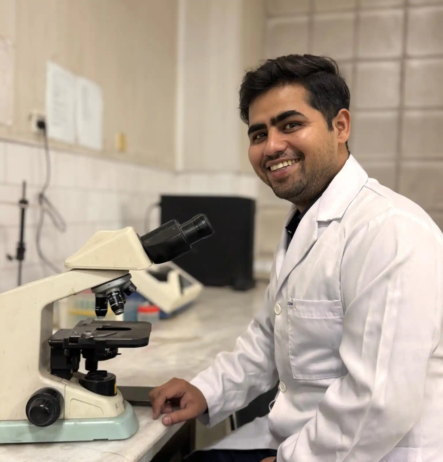 Dr Adeem Rehman Raffie